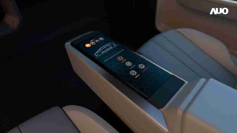 28国际以人性化设计打造多变形态中控显示(Morphing Center Control)，，，，不使用时仅平面显示信息，，进行操作时，，，，显示器则会动态隆起，，，转变成3D实体按钮，，，，并有触觉回馈，，，，展示人机互动新体验